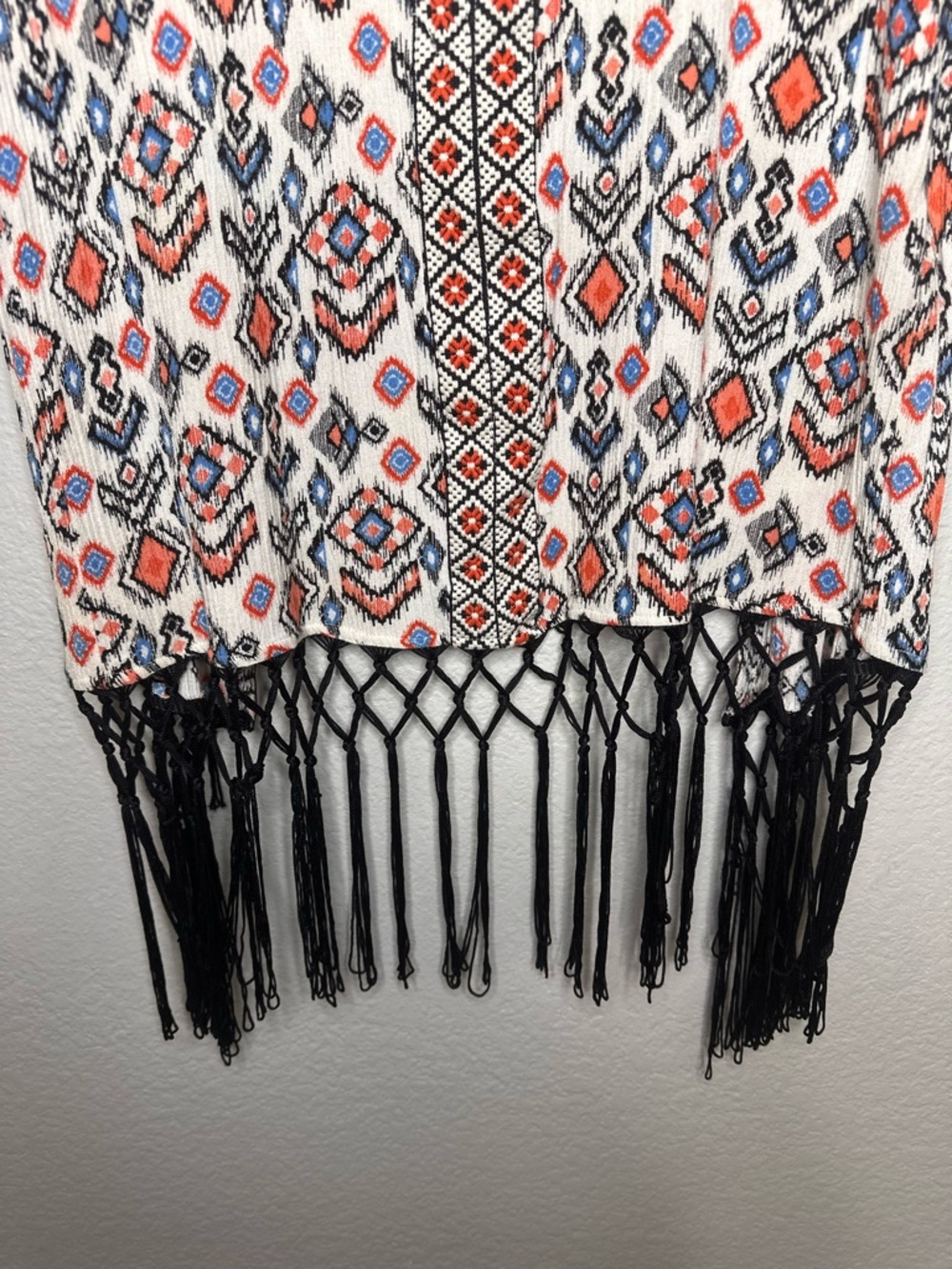 Skies Are Blue Cream Festival Kimono with Coral & Blue Accents Size XS oversized - Picture 3 of 4